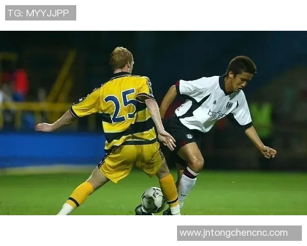 索肖与贝兹尔的激烈对决揭示了足球战术的新趋势与未来发展方向